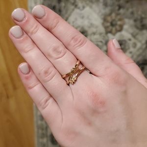 Rose gold kendra scott ring